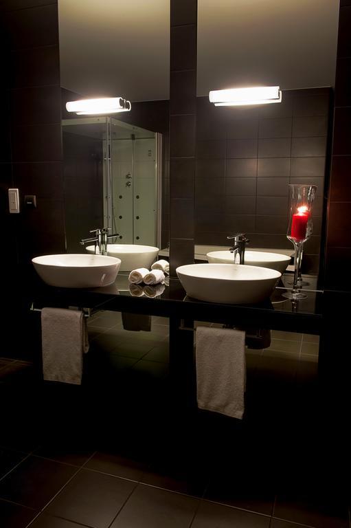 Vinyl M Hotel - Adults Only メアリャーダ エクステリア 写真